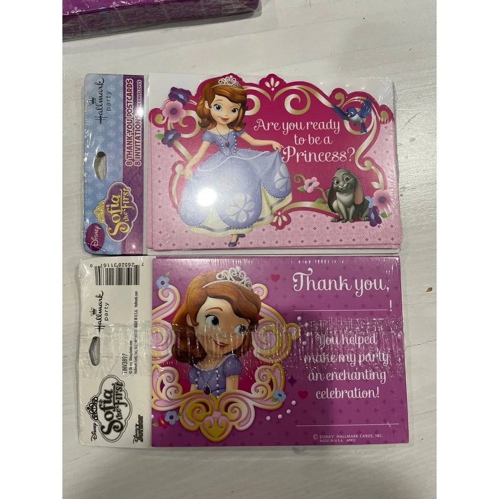 Disney sophia the‎ first party bundle
